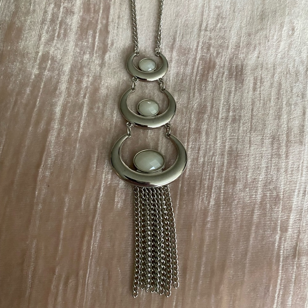 Paparazzi Long Silver Necklace & Earring Set (NEW)